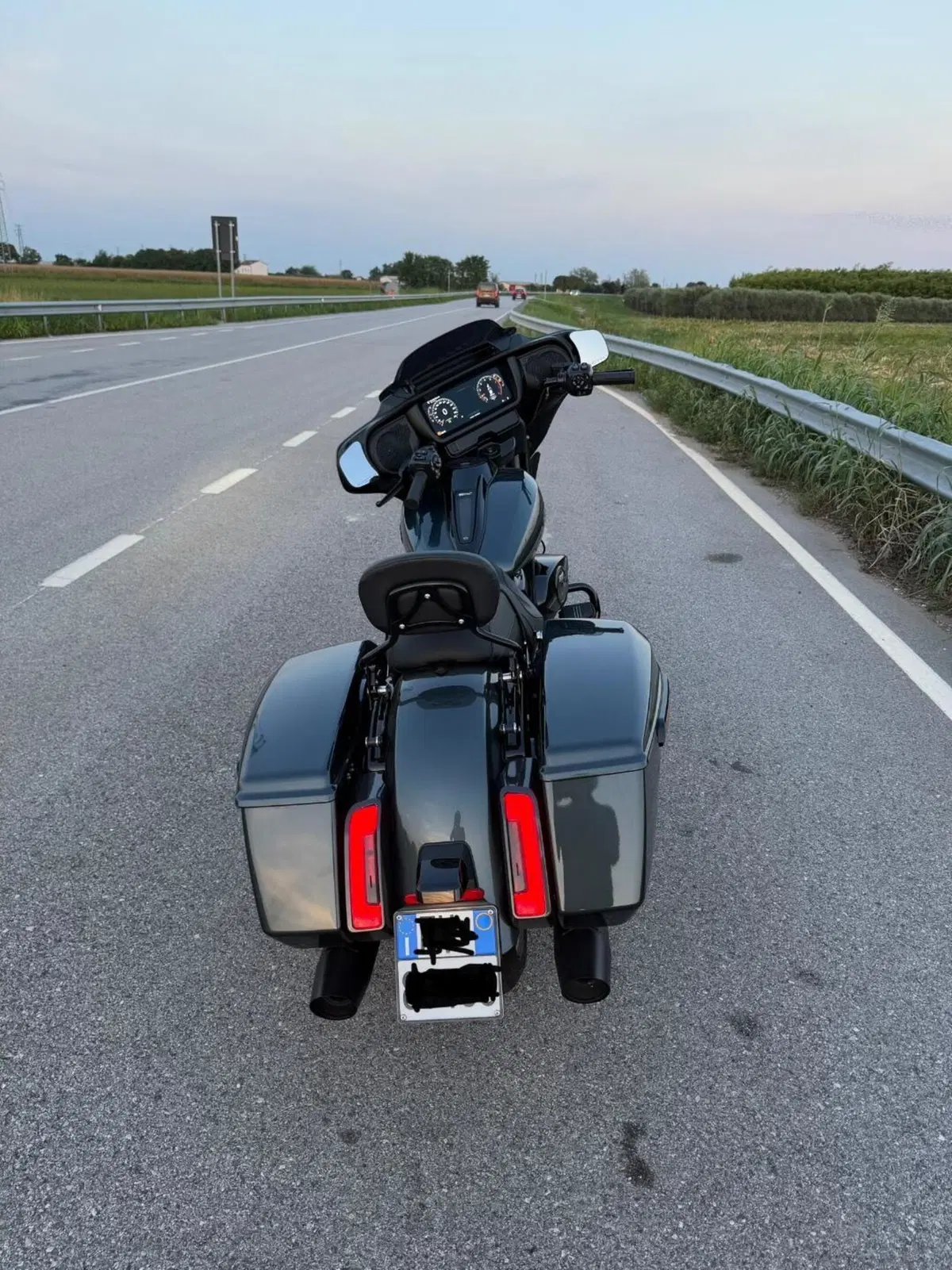 Harley-Davidson Street Glide (2024 - 26) (4)