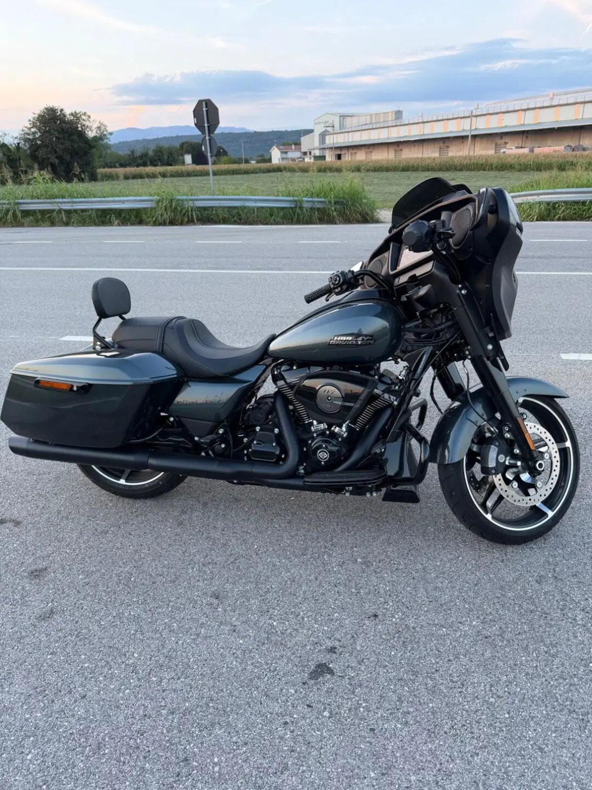 Harley-Davidson Street Glide (2024 - 26) (5)