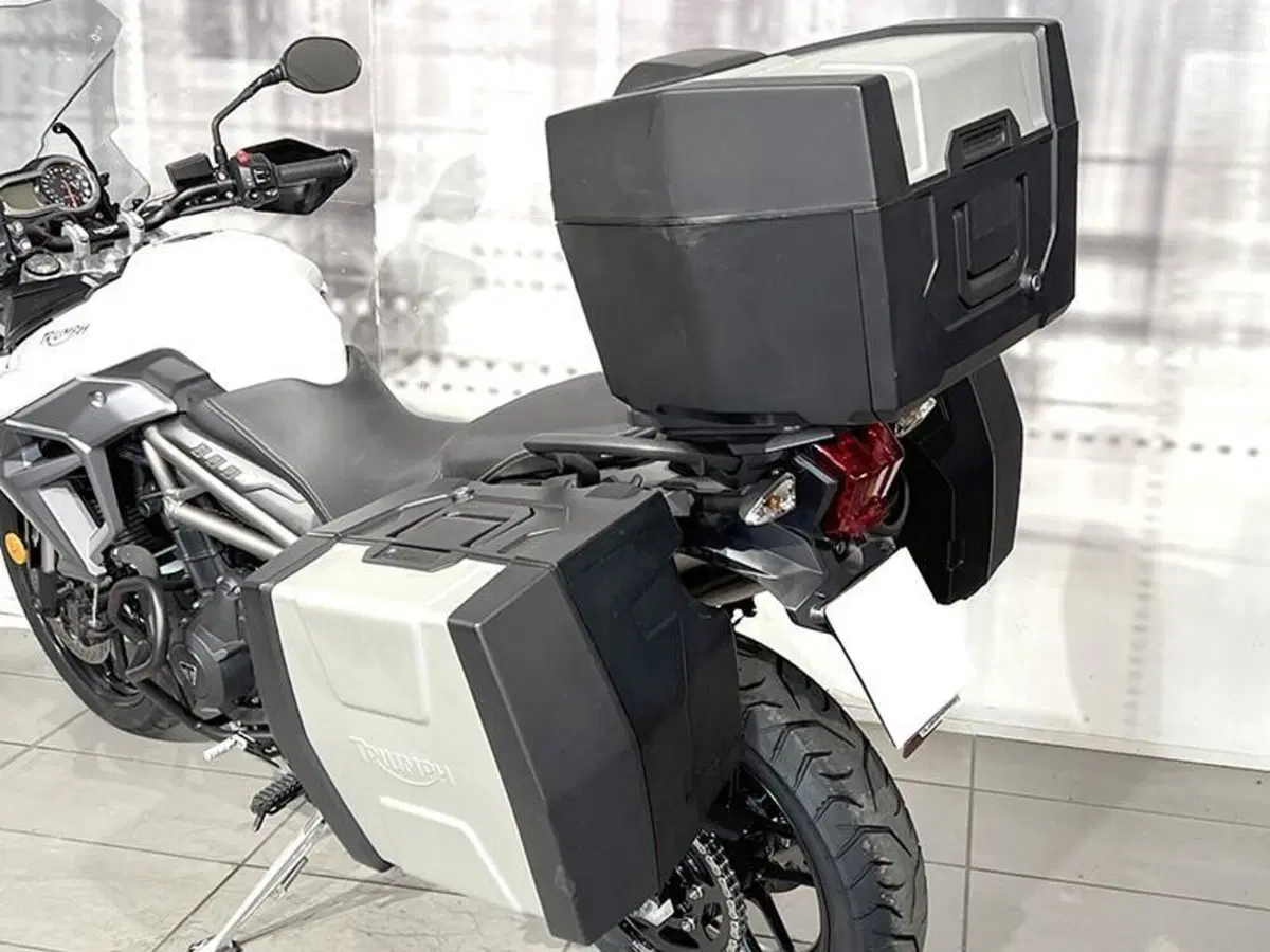 Triumph Tiger 800 XRx (2015 - 17) (3)