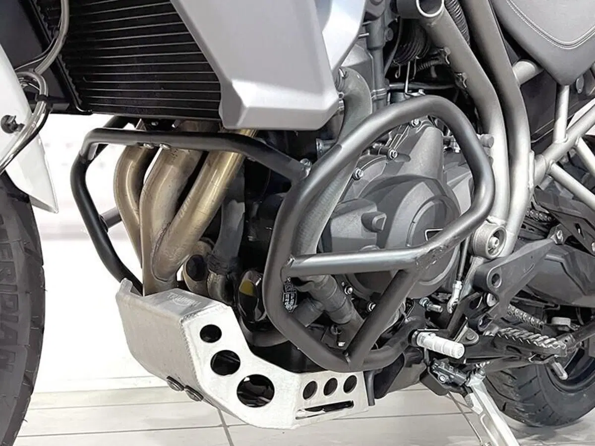 Triumph Tiger 800 XRx (2015 - 17) (4)