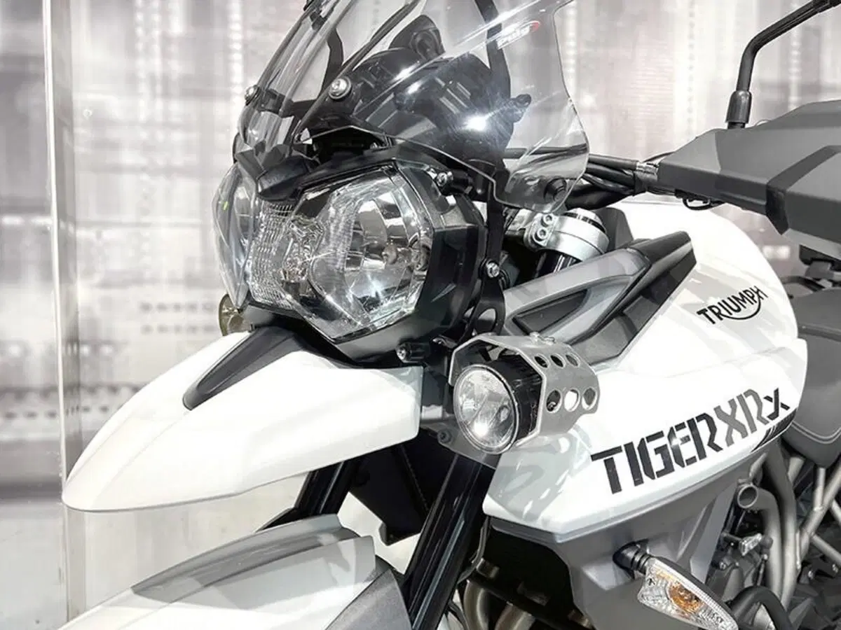Triumph Tiger 800 XRx (2015 - 17) (5)