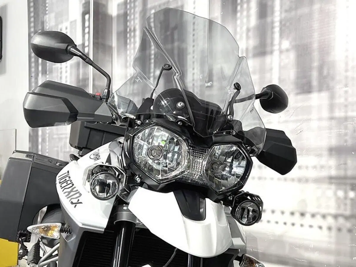 Triumph Tiger 800 XRx (2015 - 17) (9)