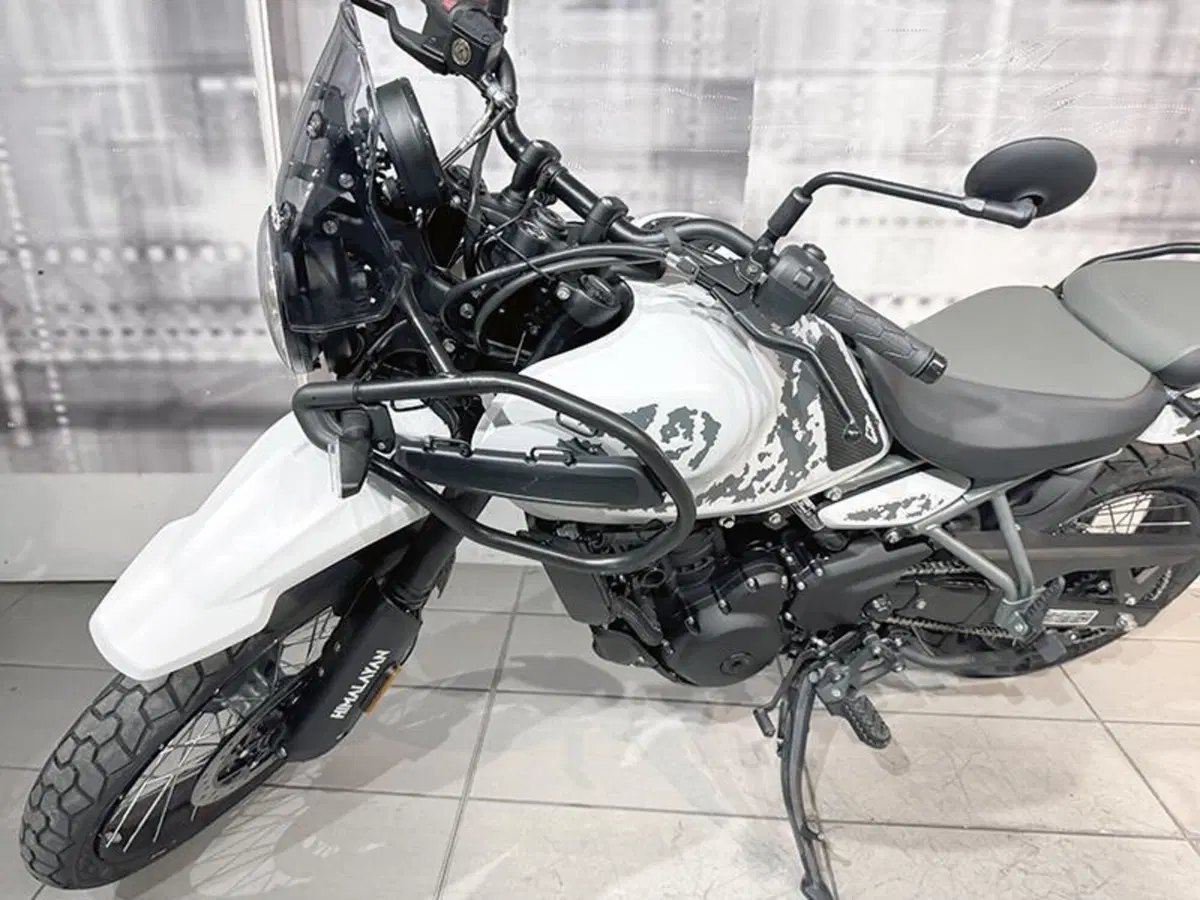 Royal Enfield Himalayan 450 (2024 - 26) (3)