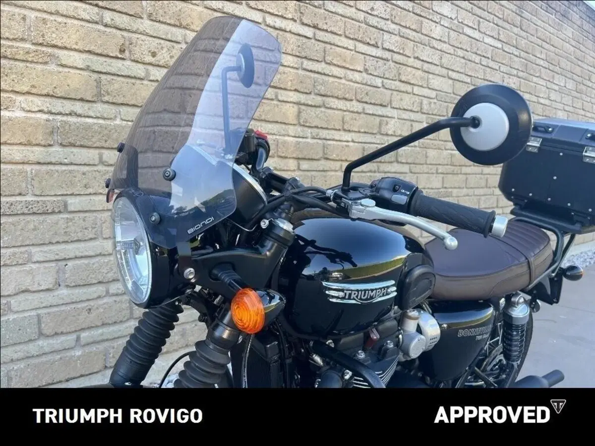Triumph Bonneville T120 Black (2021 - 25) (14)