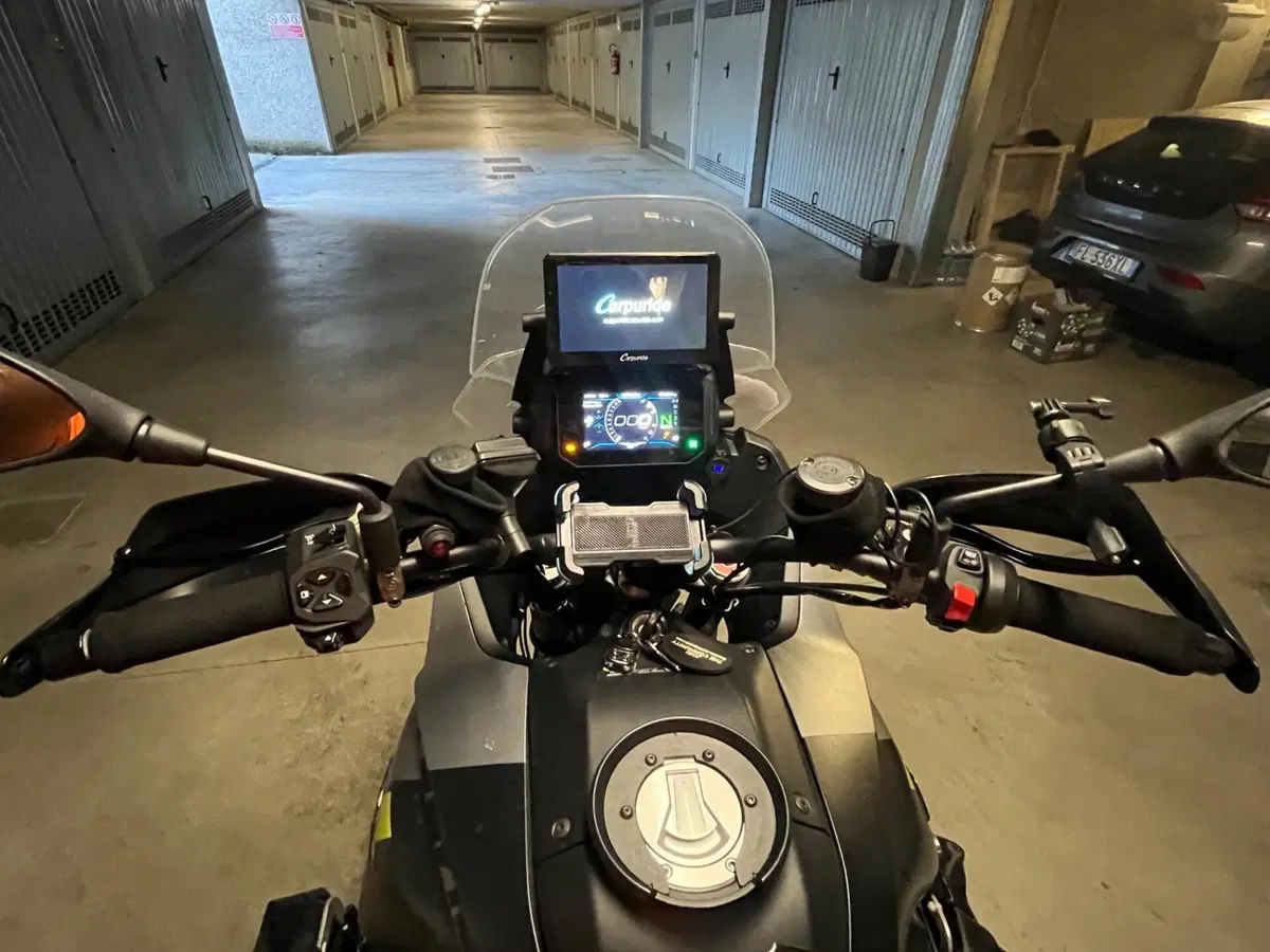 Moto Guzzi Stelvio (2024 - 26) (6)