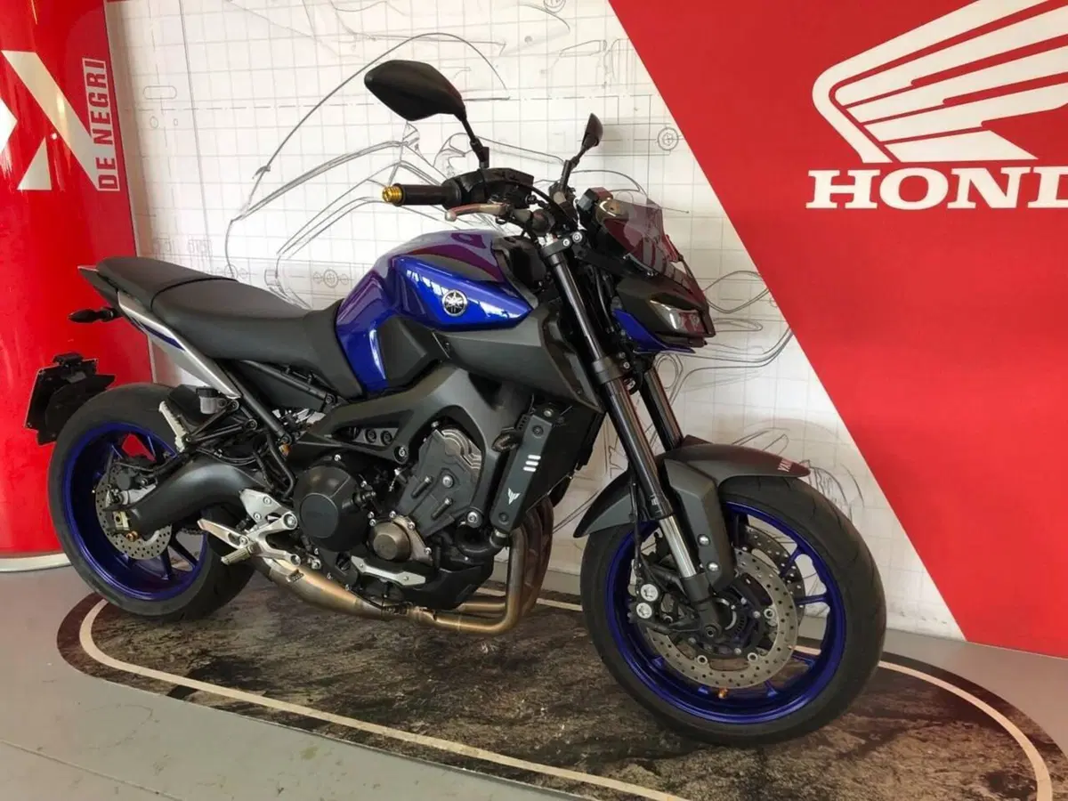Yamaha MT-09 (2017 - 20) (4)
