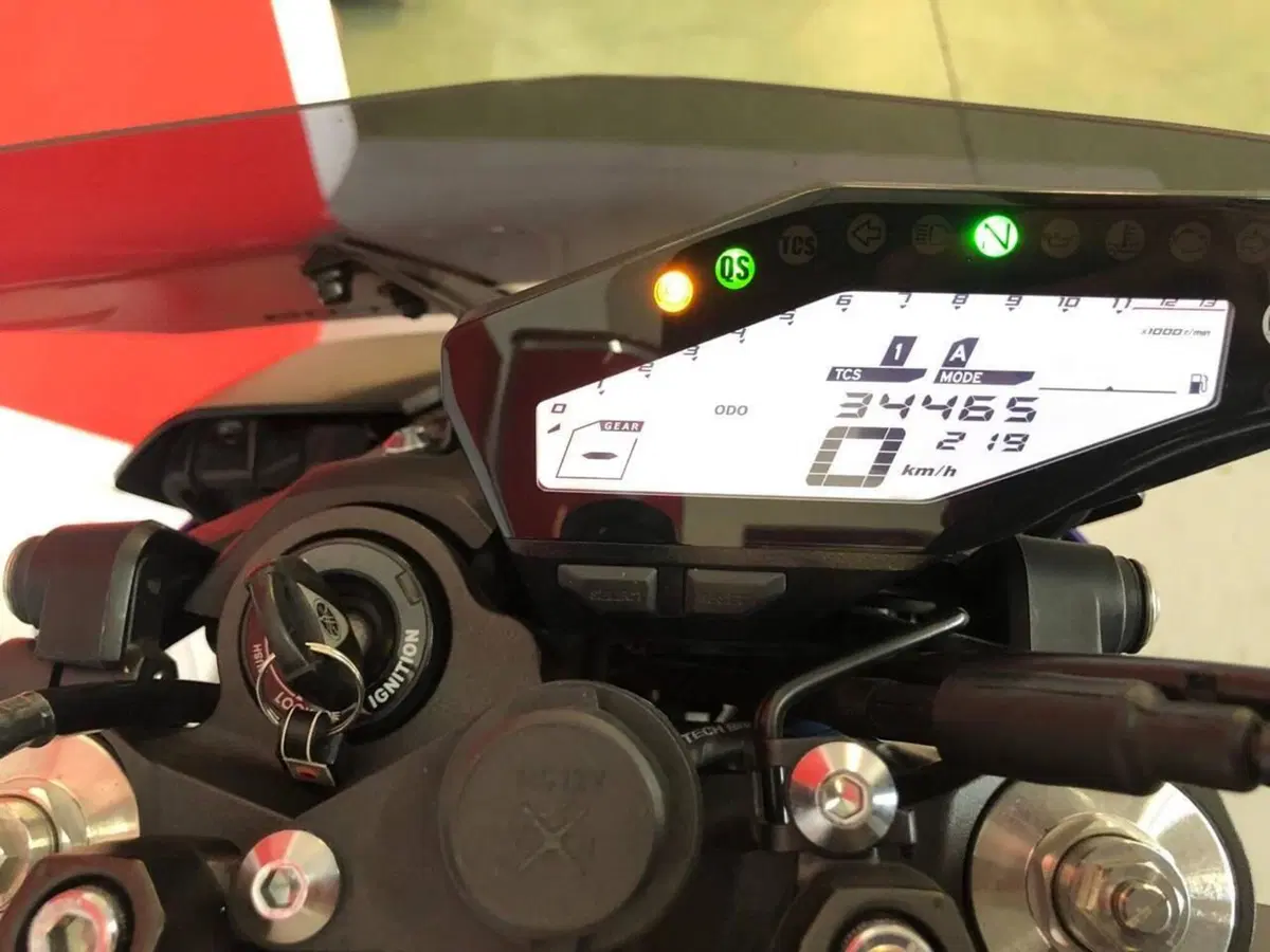 Yamaha MT-09 (2017 - 20) (9)