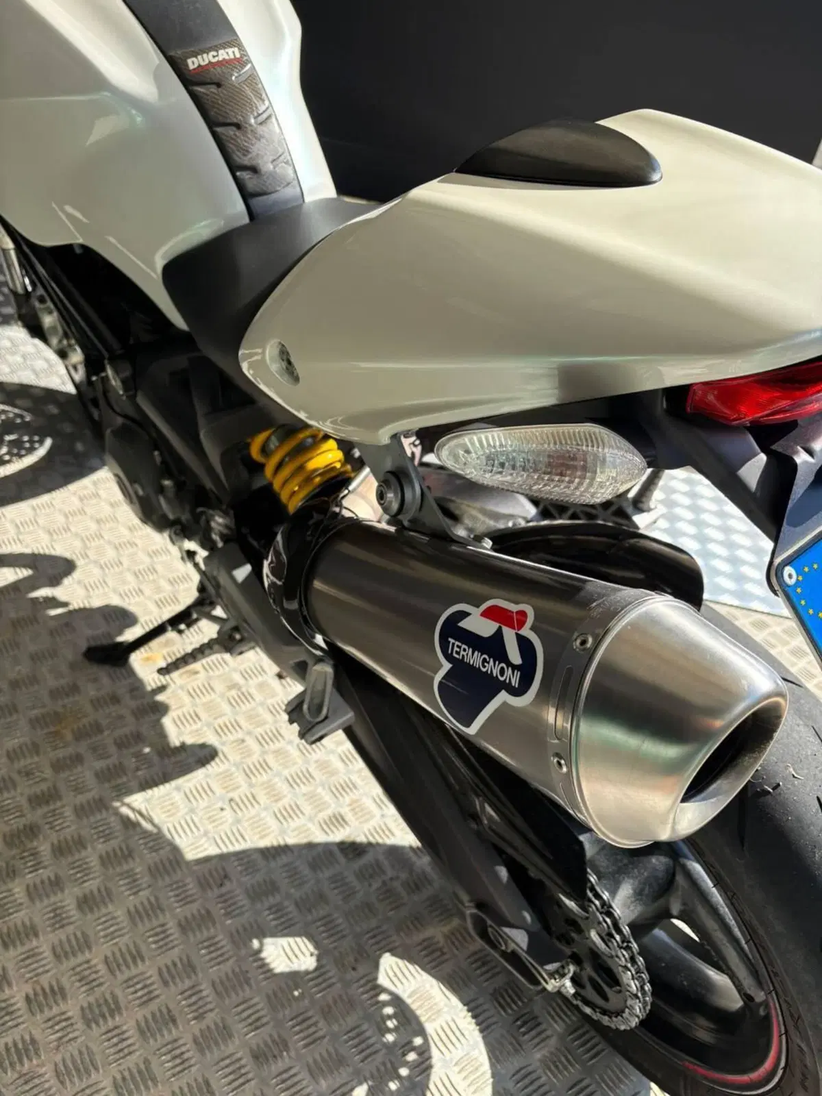 Ducati Monster 696 (2008 - 13) (15)