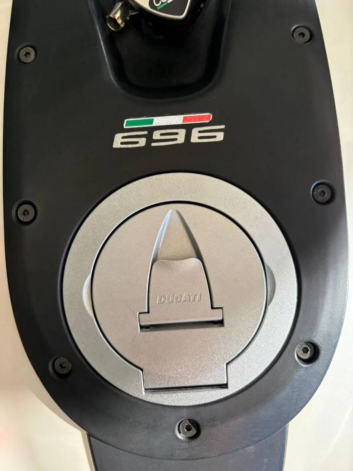 Ducati Monster 696 (2008 - 13) (17)