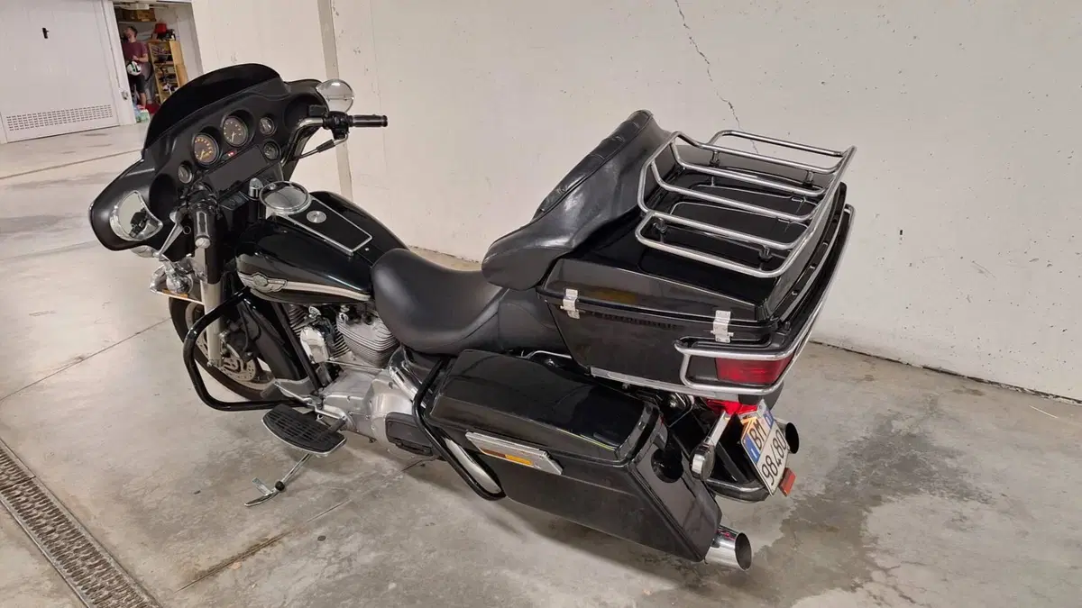 Harley-Davidson 1450 Electra Glide Standard (2002 - 09) - FLHTC