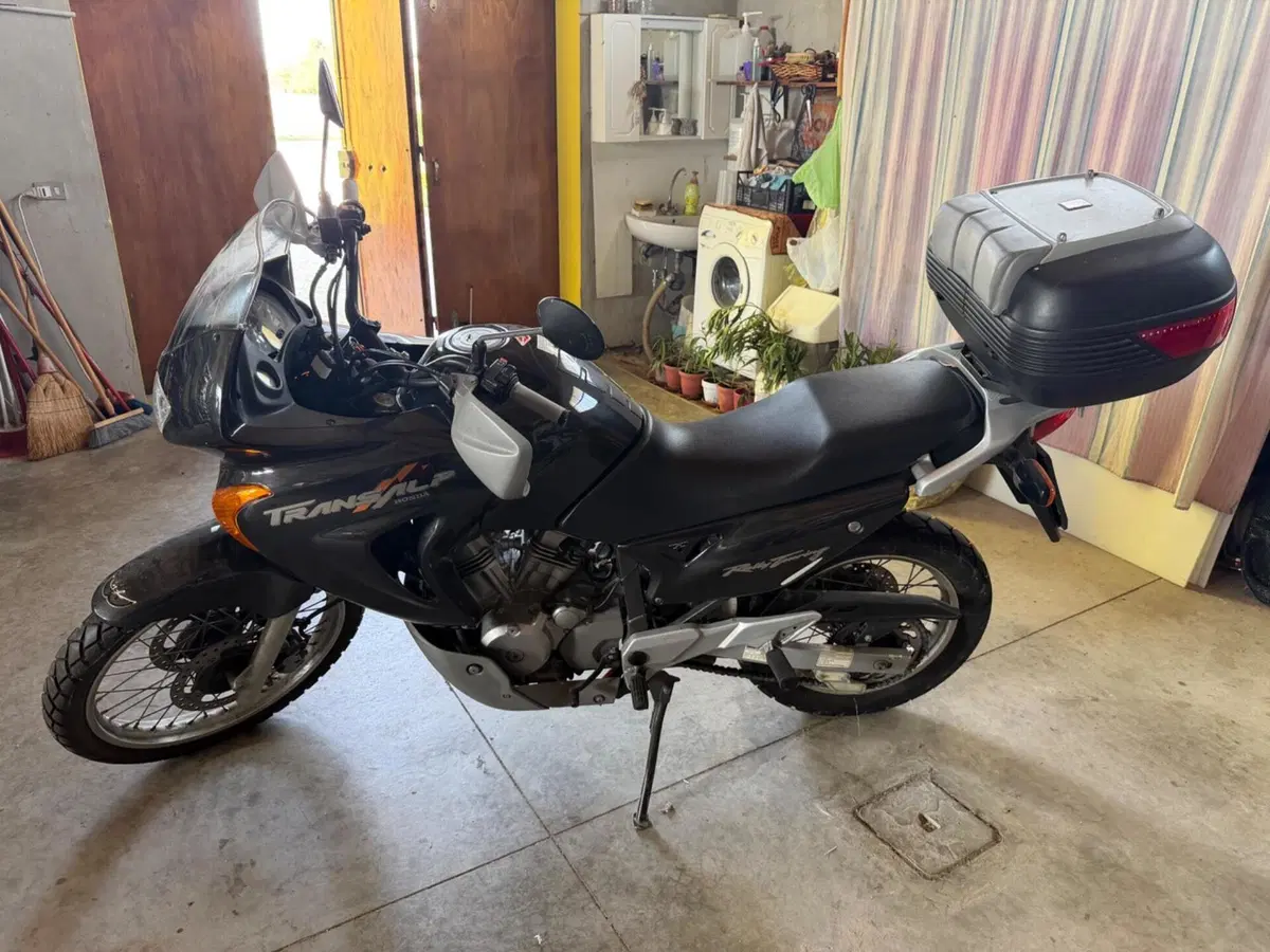 Honda Transalp XL 650V (2000 - 04)