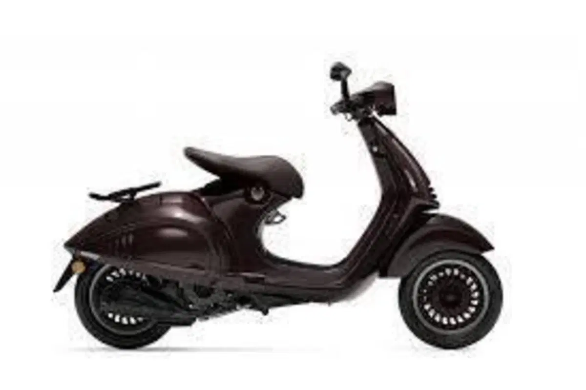 Vespa Vespa 946 Horse 125 (2026)