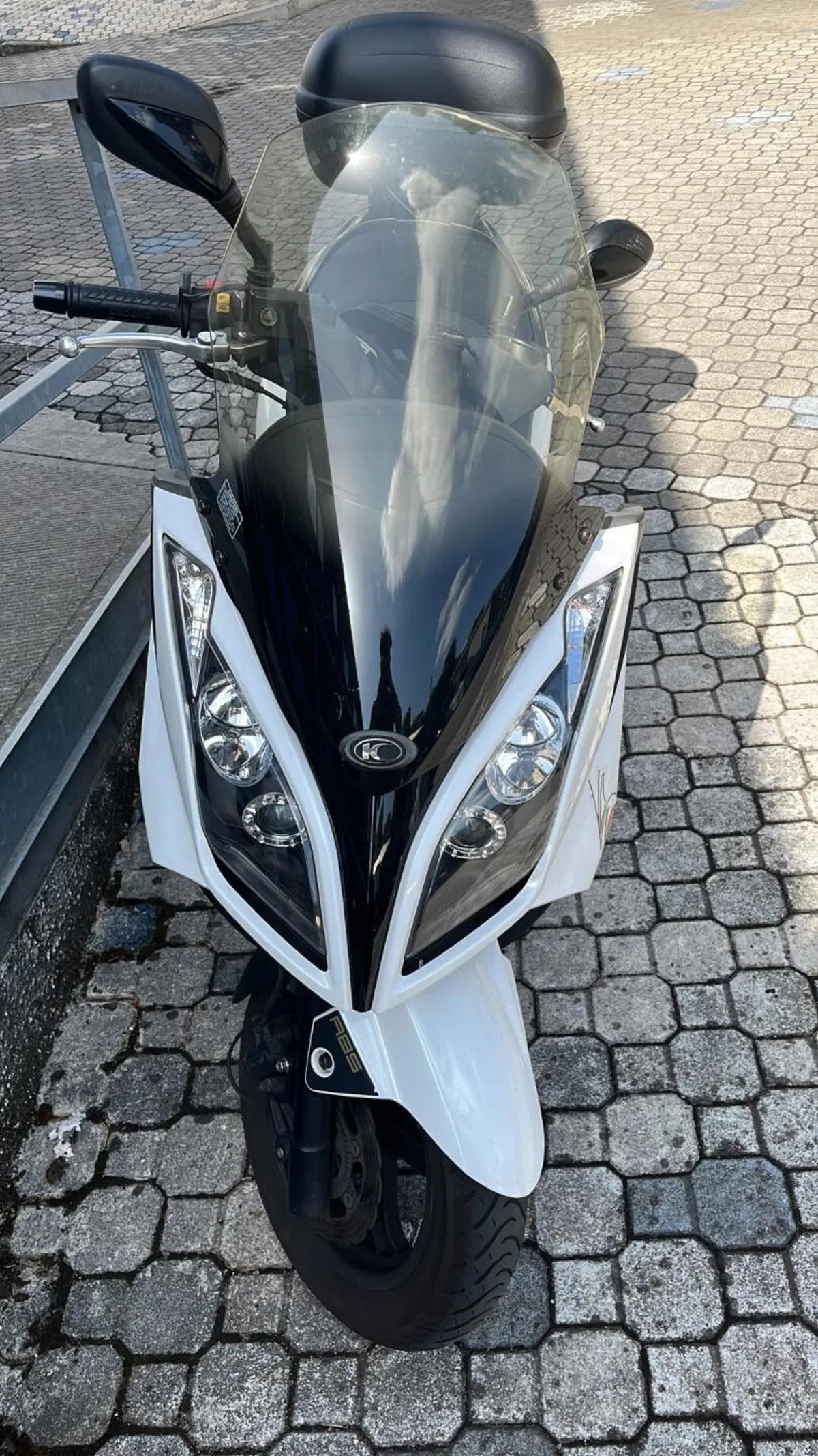 Kymco Downtown 300i ABS (2009 - 17) (3)