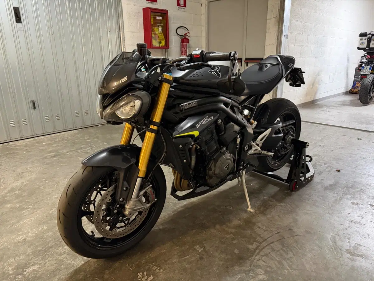 Triumph Speed Triple 1200 RS (2025 - 26) (9)
