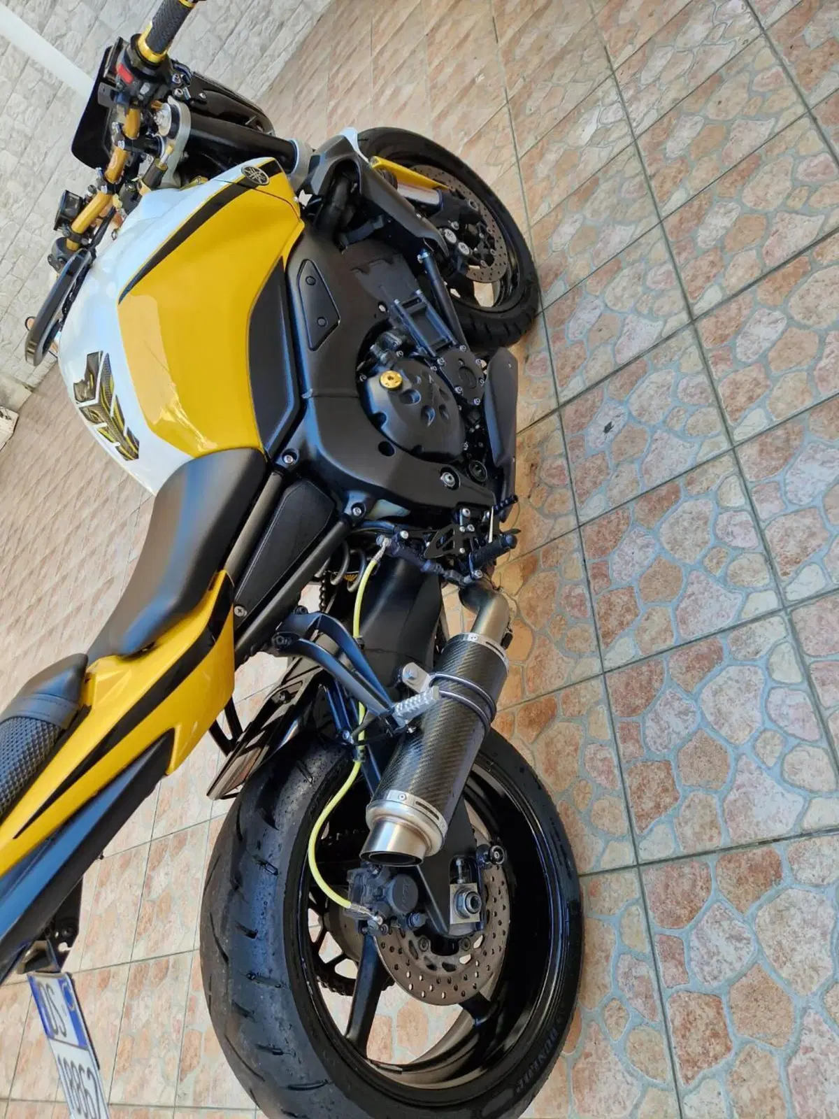 Yamaha FZ1 (2006 - 16) (2)