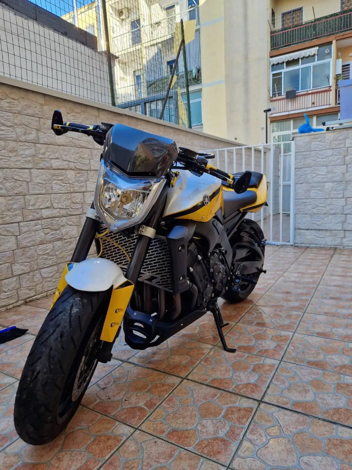 Yamaha FZ1 (2006 - 16) (8)