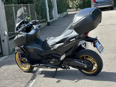 Honda Forza 750 DCT Special Edition (2024) usata