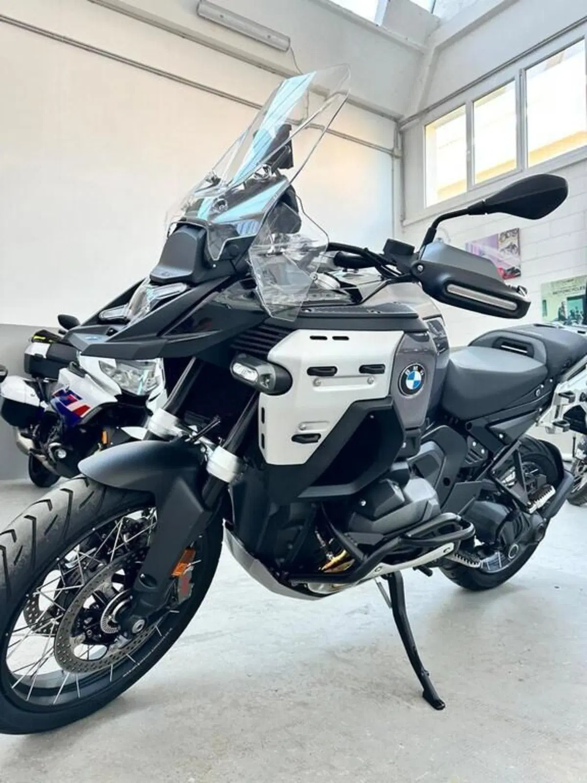 Bmw R 1300 GS Adventure Triple Black (2025 - 26) (2)