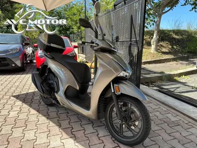 Honda SH 350 (2021 - 24) usata