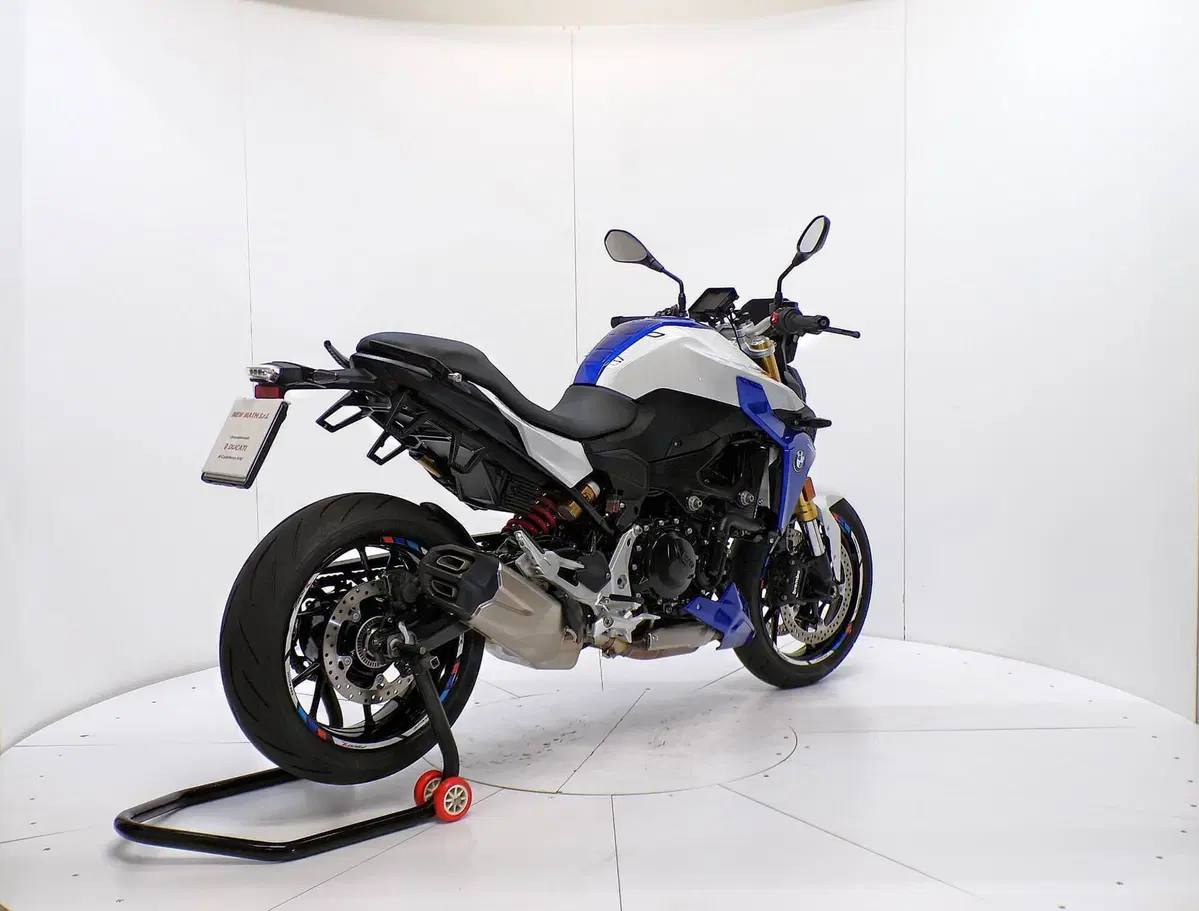 Bmw F 900 R (2021 - 24) (6)