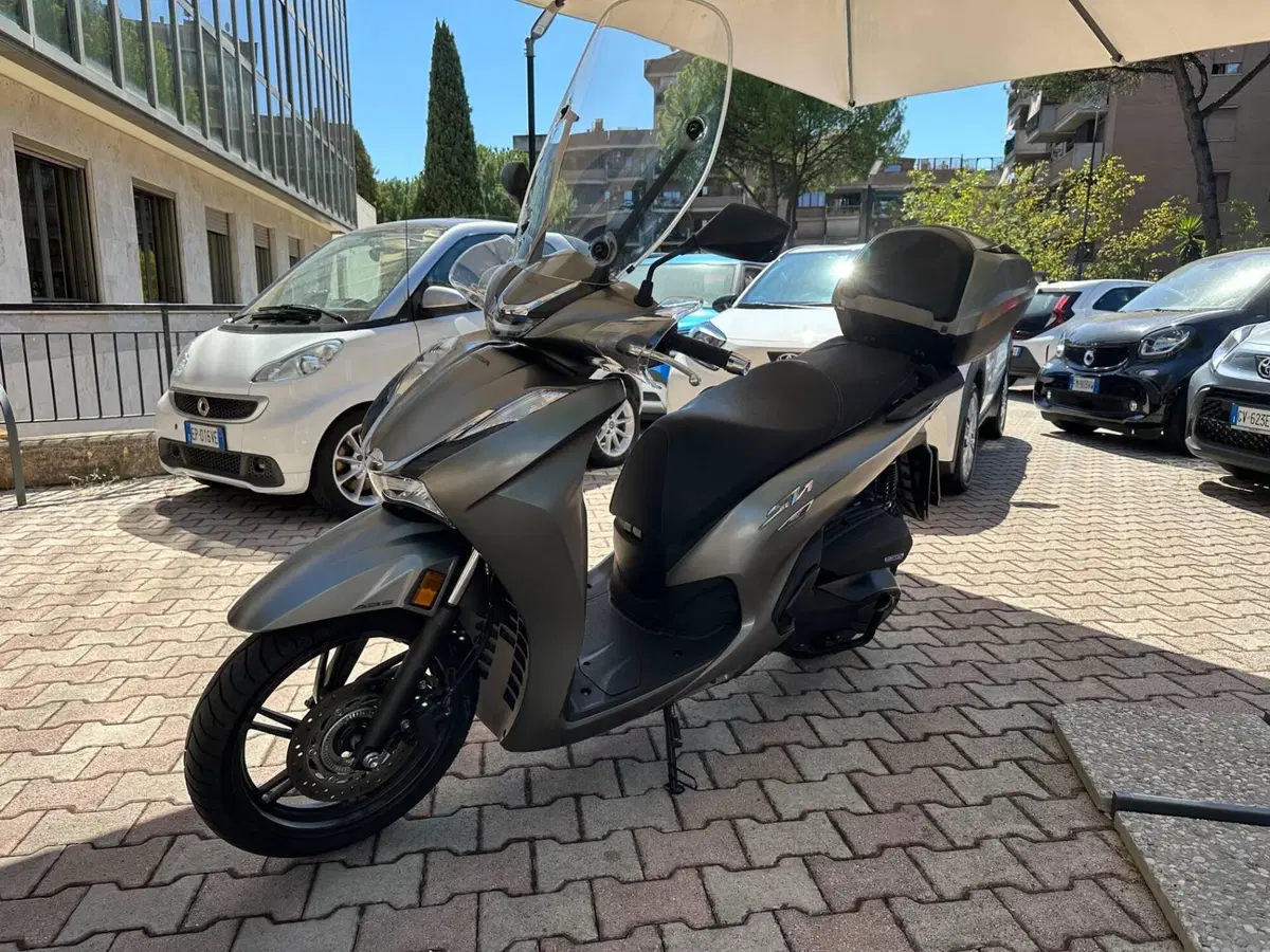 Honda SH 350 (2021 - 24) (3)