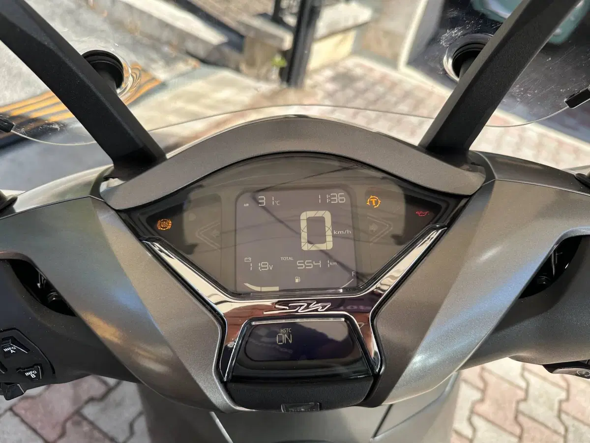 Honda SH 350 (2021 - 24) (7)