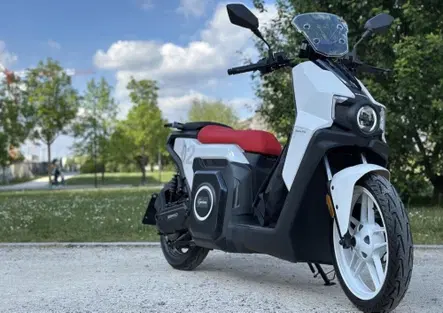 Elettrico: ad agosto 2026 vola con +31,64%! Ma sono meno di seicento pezzi...
