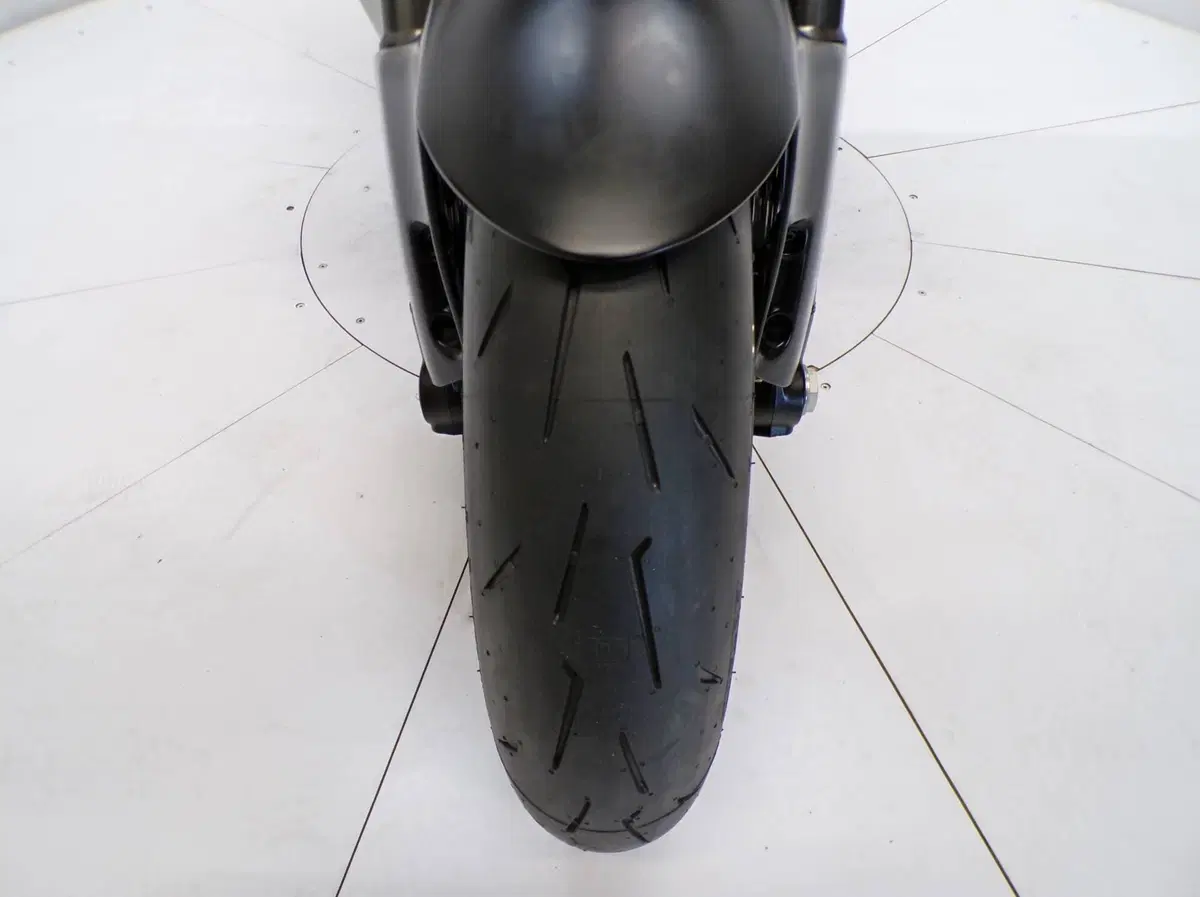 Ducati Streetfighter V4 1100 (2020) (10)
