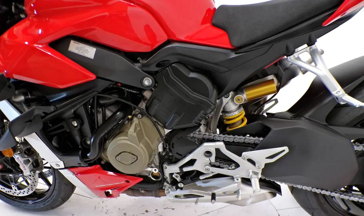 Ducati Streetfighter V4 1100 (2020) (7)