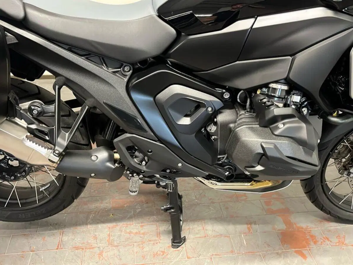 Bmw R 1300 GS Triple Black (2023 - 26) (13)