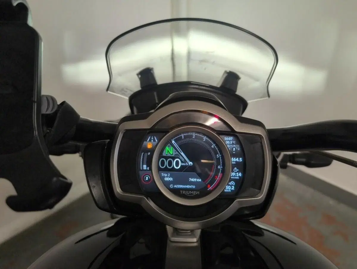 Triumph Rocket 3 GT (2021 - 24) (10)
