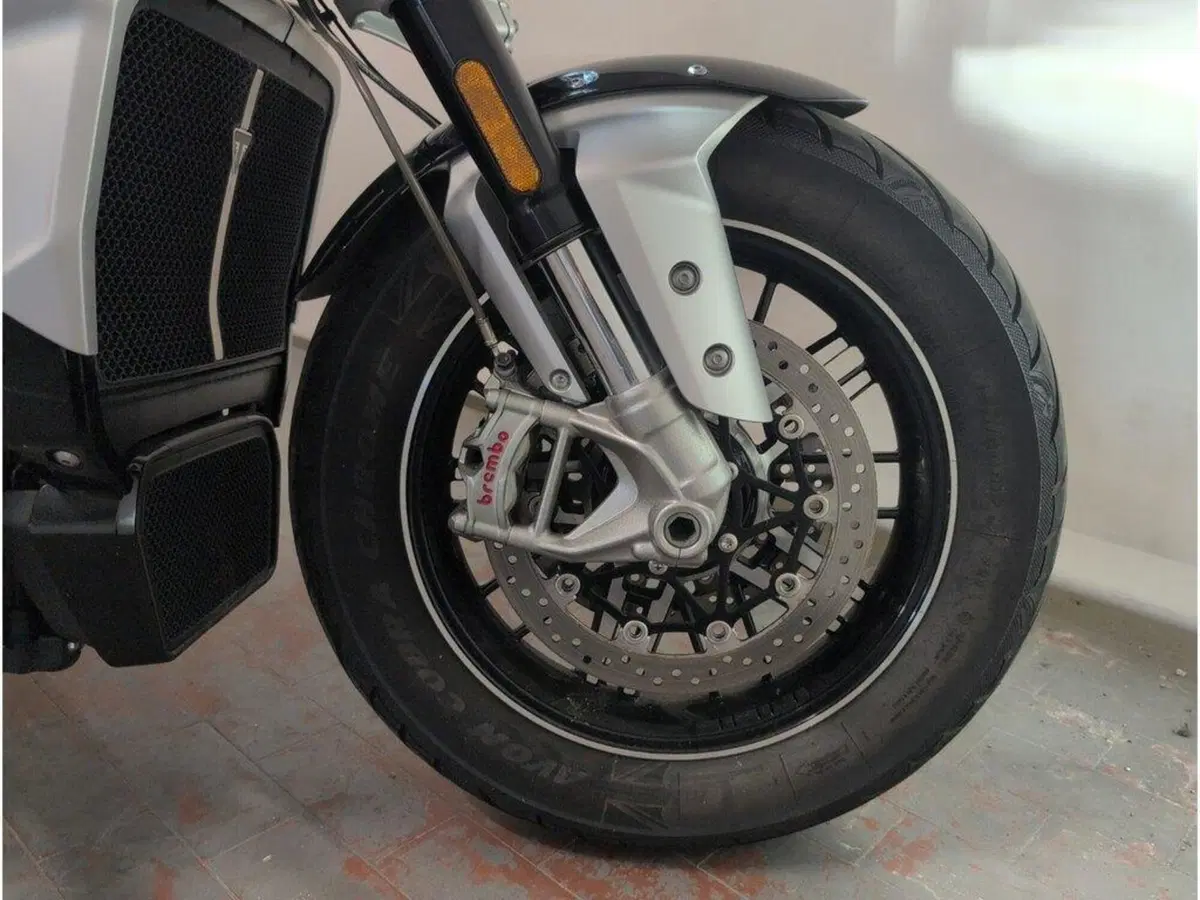 Triumph Rocket 3 GT (2021 - 24) (14)