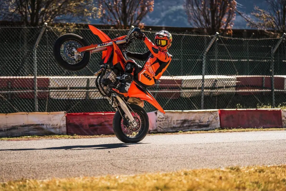KTM 450 SMR (2027) (2)