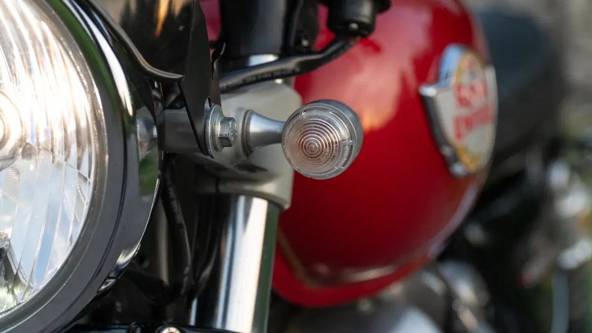 Royal Enfield Interceptor 650 (2021 - 26) (8)