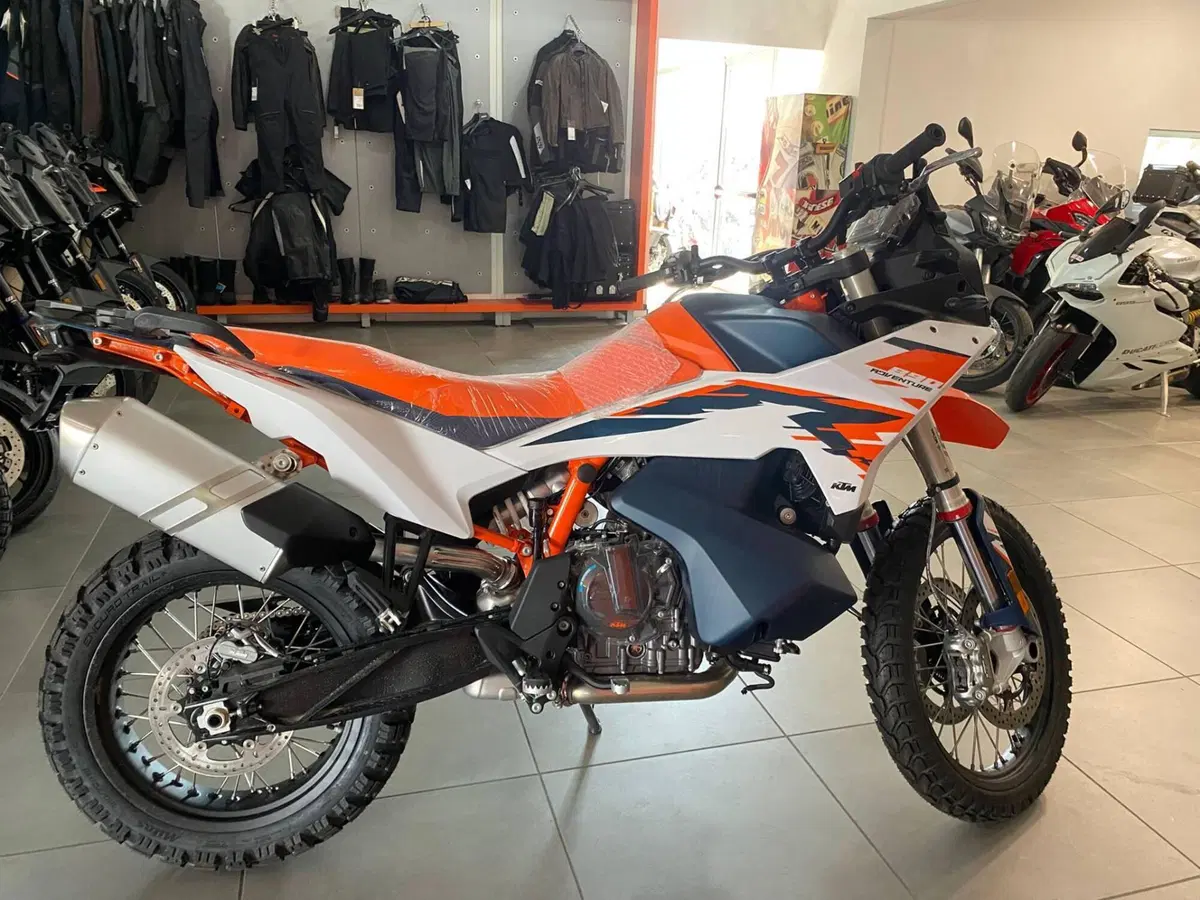 KTM 890 Adventure R (2025 - 26) (2)