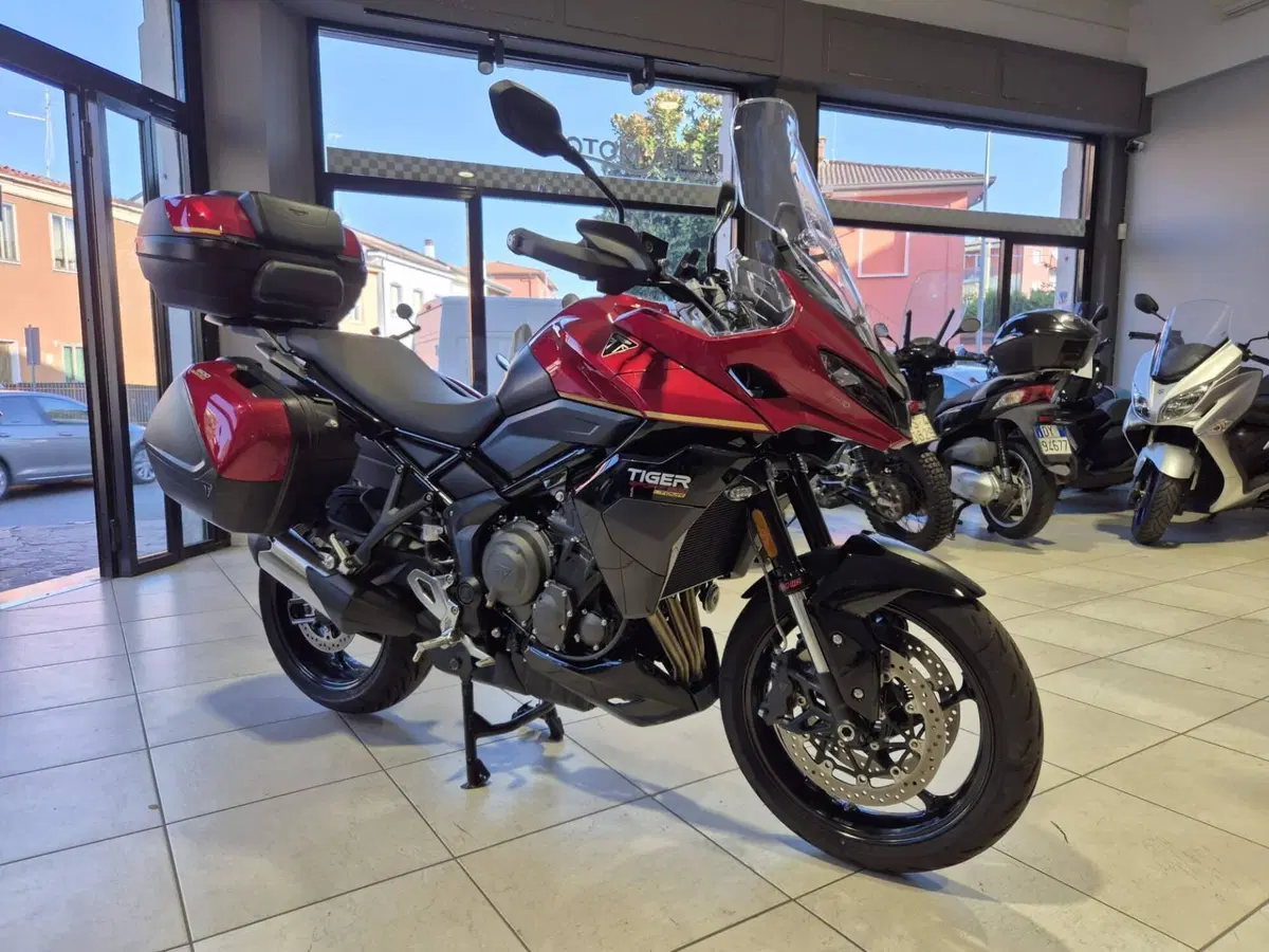 Triumph Tiger Sport 800 Tour (2026) (2)