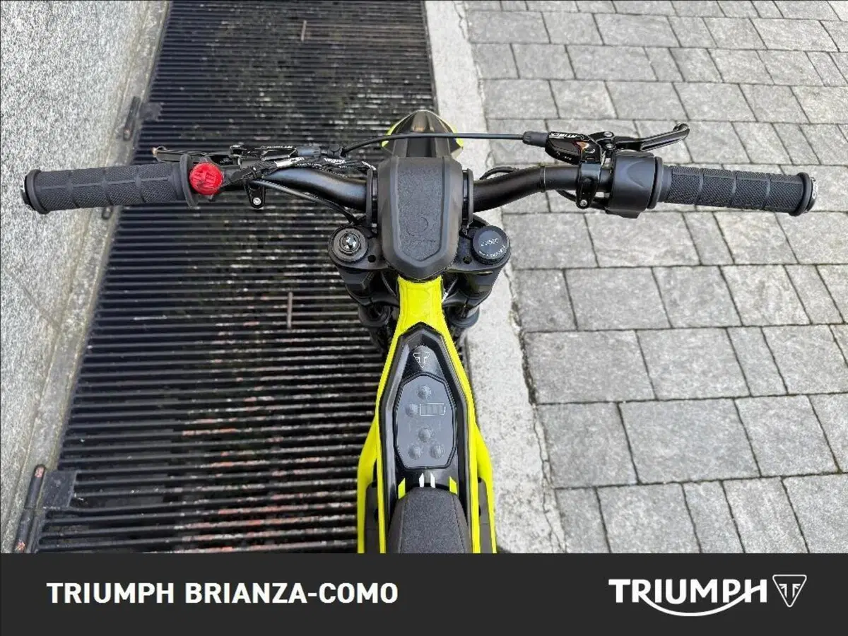 Triumph TXP-16 (2026) (6)