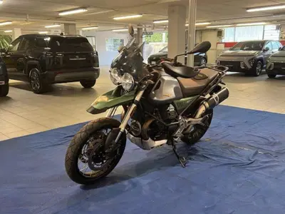 Moto Guzzi V85 TT Centenario (2021 - 22) usata