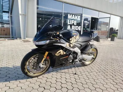 Aprilia RSV4 1100 Factory (2021 - 24) usata