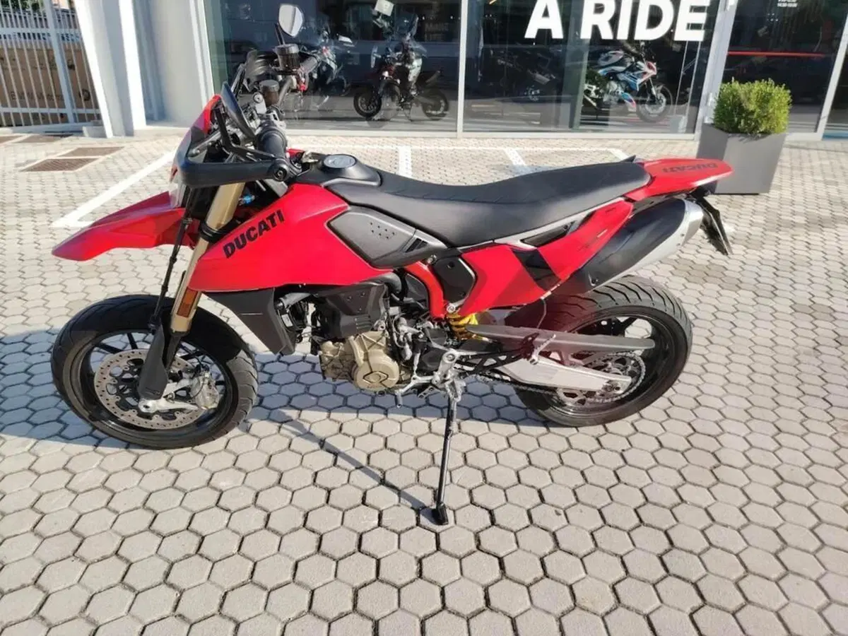 Ducati Hypermotard 698 Mono (2024 - 26) (4)