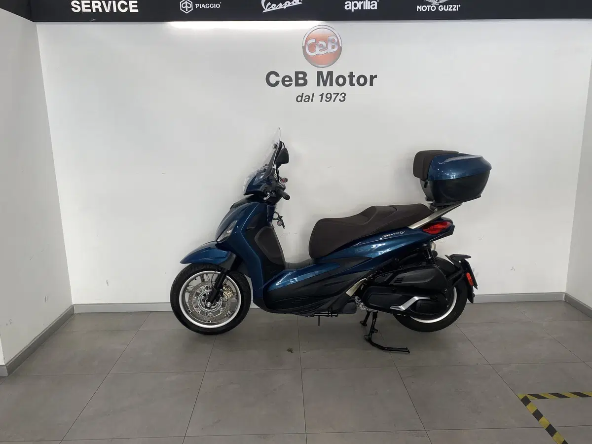 Piaggio Beverly 400 (2025 - 26) (6)