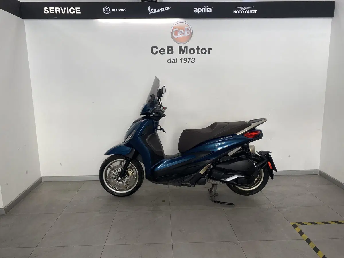 Piaggio Beverly 300 ABS-ASR (2021 - 25) (6)