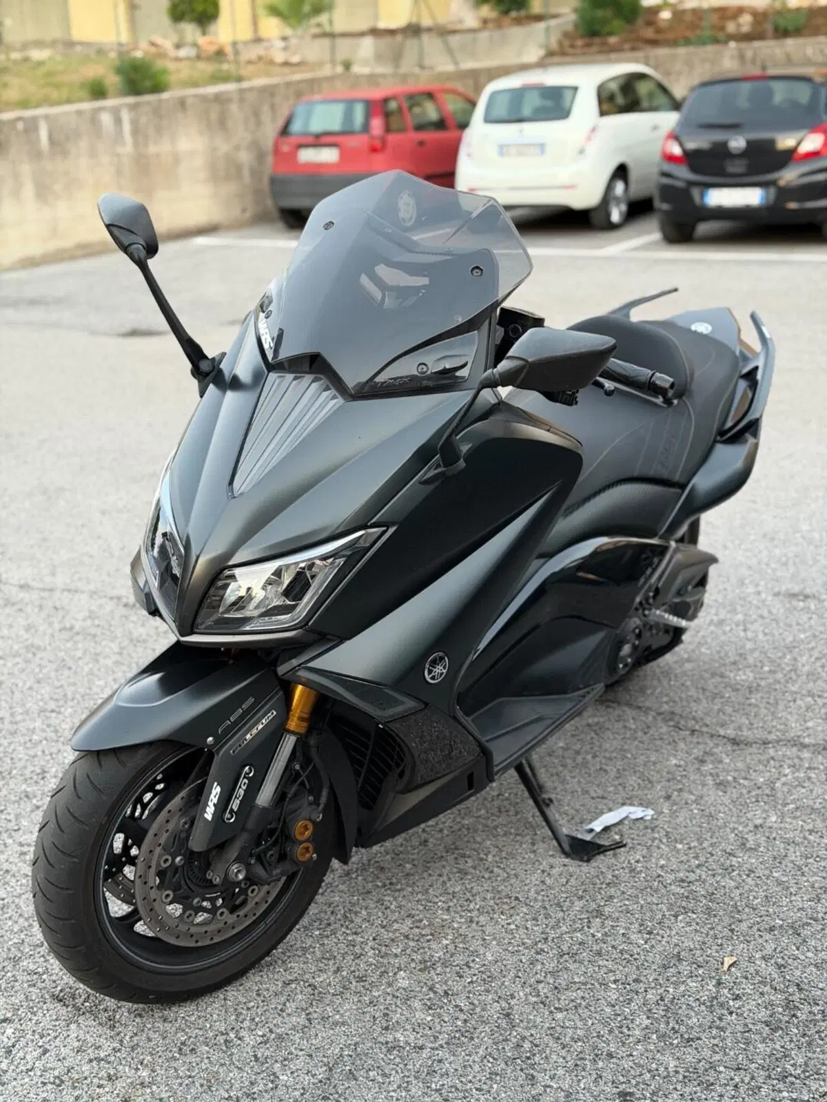 Yamaha T-Max 530 Iron Max ABS (2014 - 17) (6)