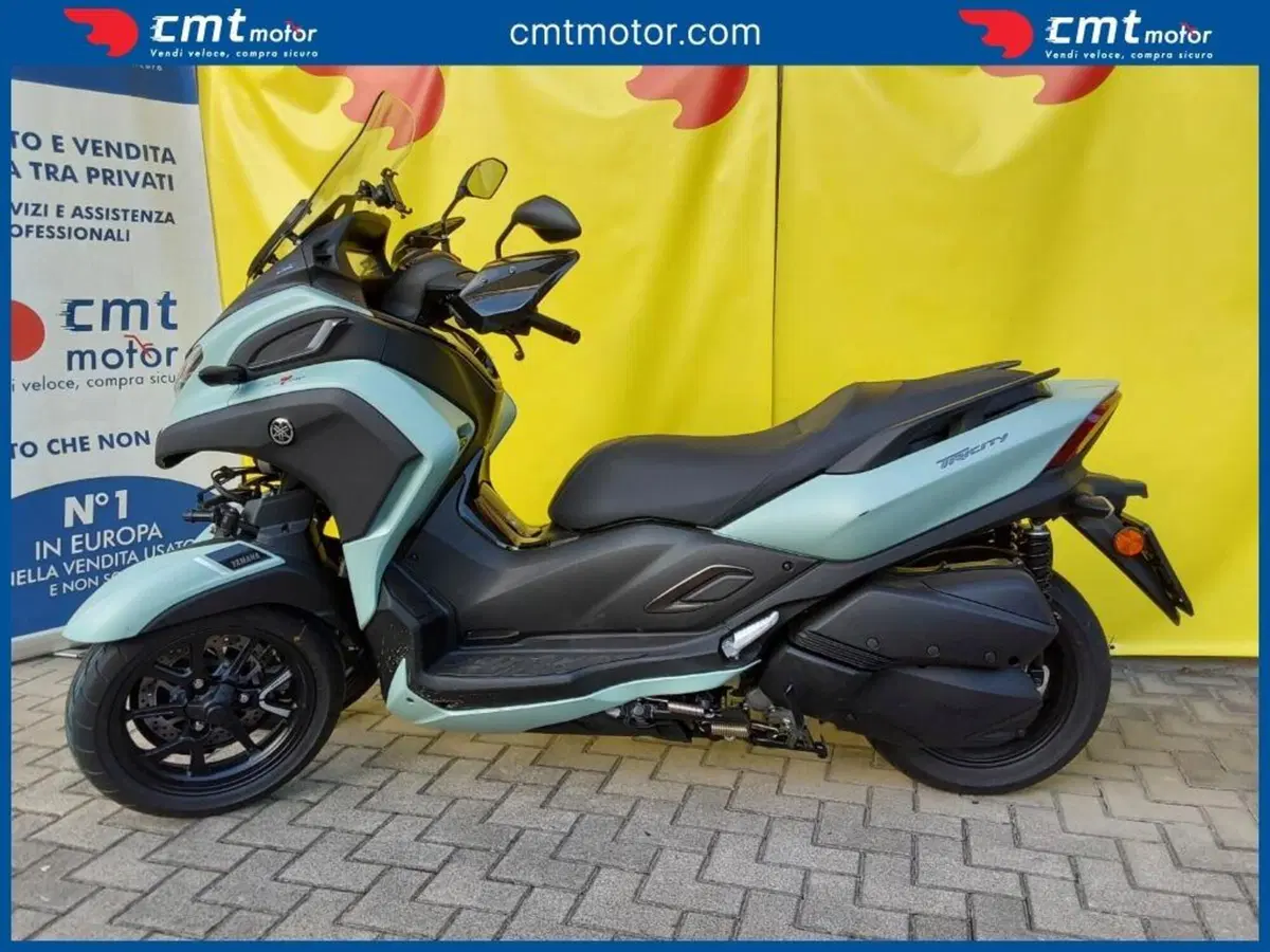 Yamaha Tricity 300 (2021 - 24) (4)