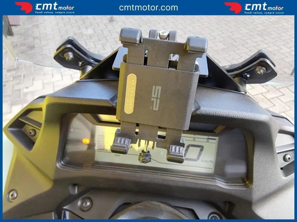 Yamaha Tricity 300 (2021 - 24) (9)