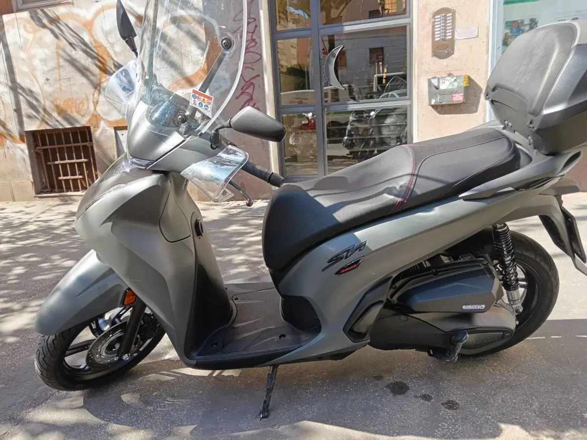 Honda SH 350i GT (2025 - 26) (2)