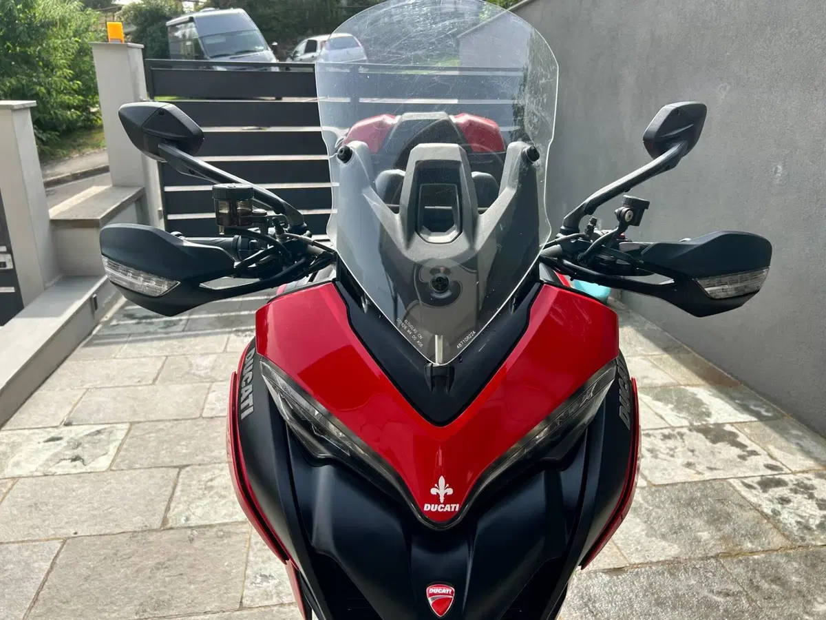 Ducati Multistrada V2 (2022 - 24) (8)