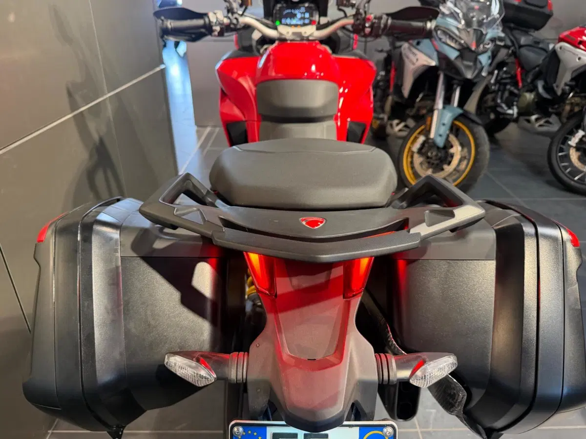 Ducati Multistrada V2 S (2022 - 24) (9)