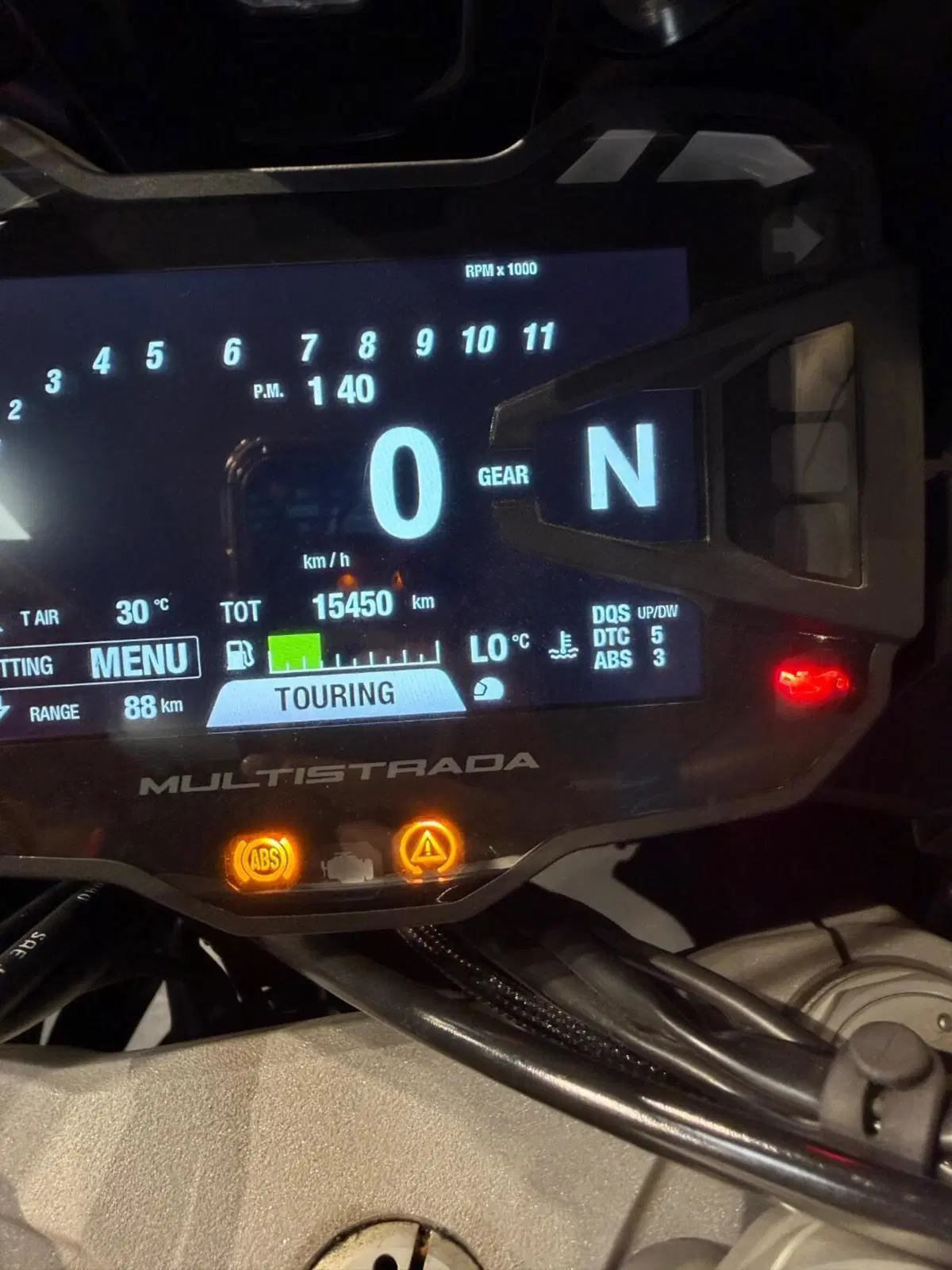 Ducati Multistrada V2 S (2022 - 24) (14)