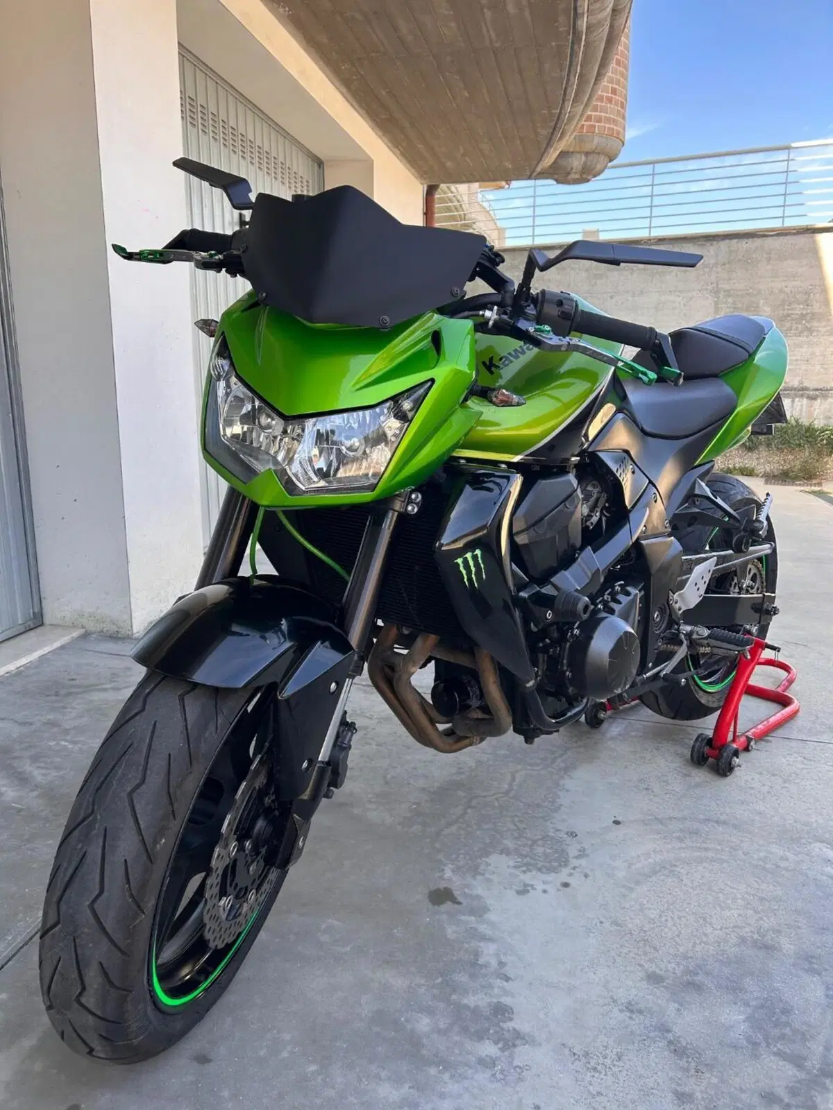 Kawasaki Z 750 R (2011 - 14) (6)